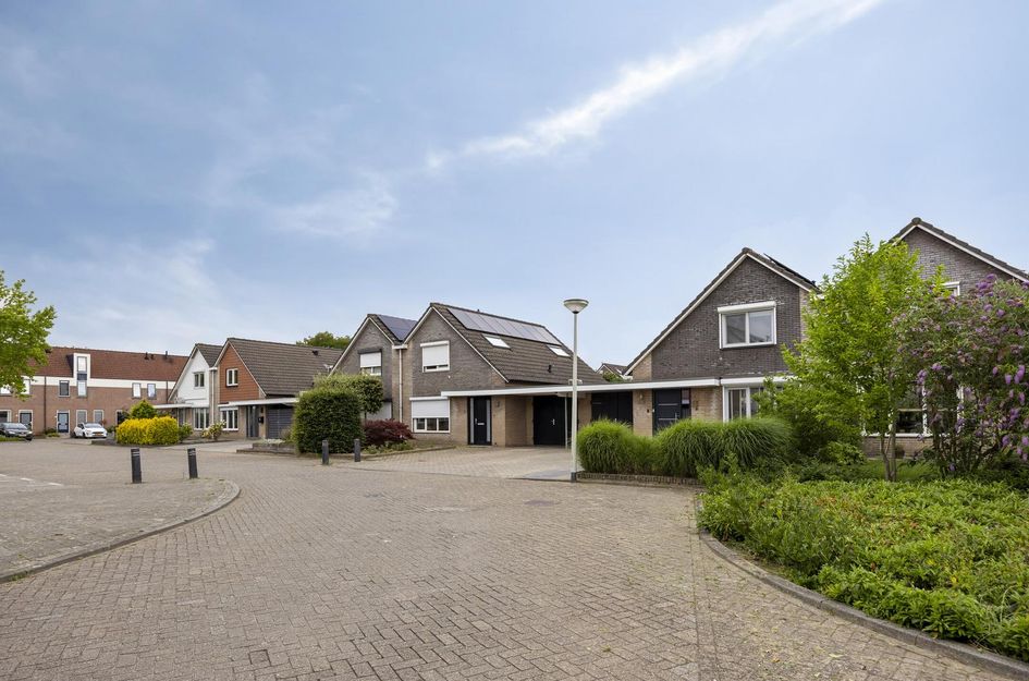 Steenakker 9