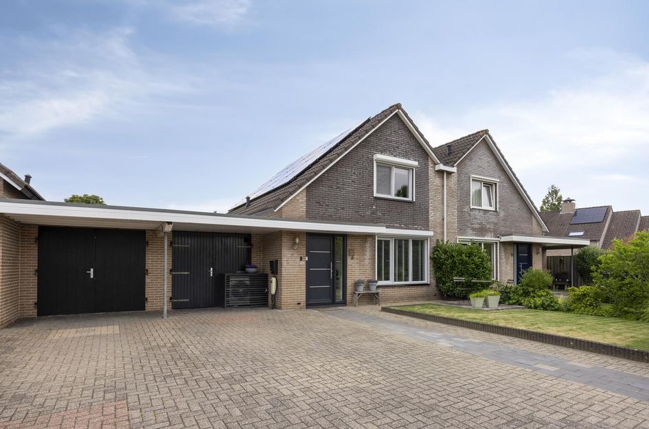 Steenakker 9