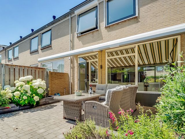 Klaverveld 4, Nieuw-Vennep
