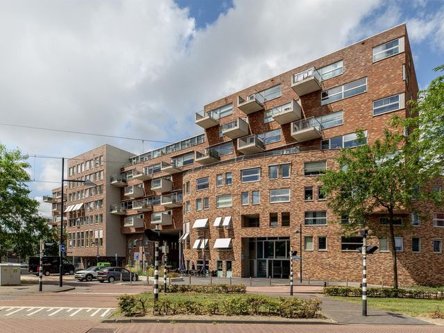 Middeldijkerplein 102, Barendrecht