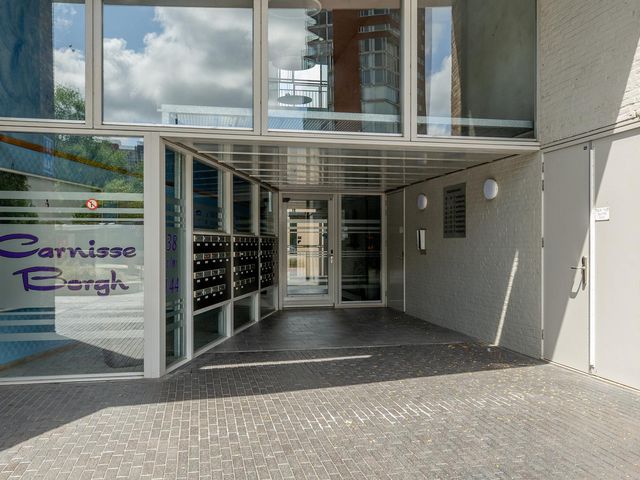 Middeldijkerplein 102, Barendrecht