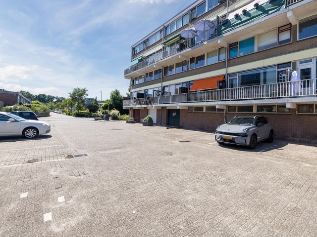 Sperwerlaan 27, Hoogeveen