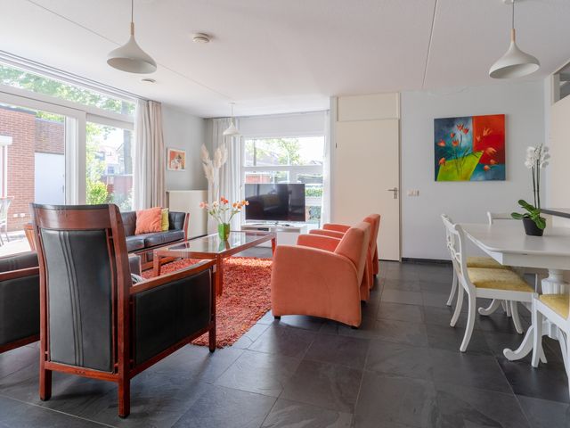 Vanenburgerhout 2, Harderwijk