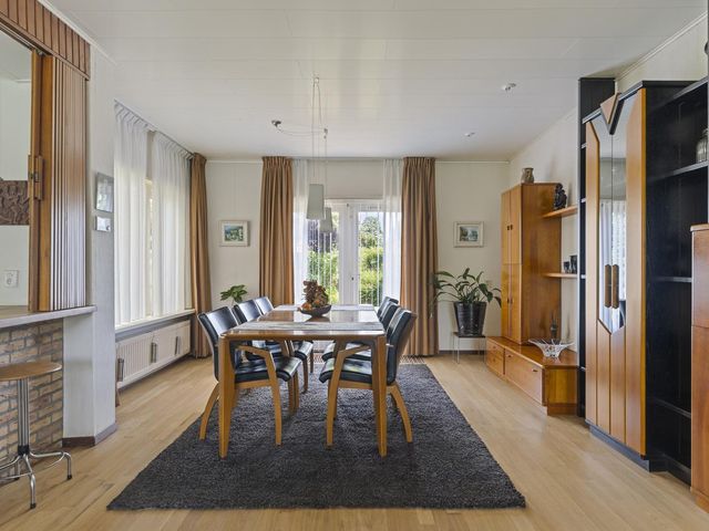 Kastanjestraat 20, Vogelwaarde