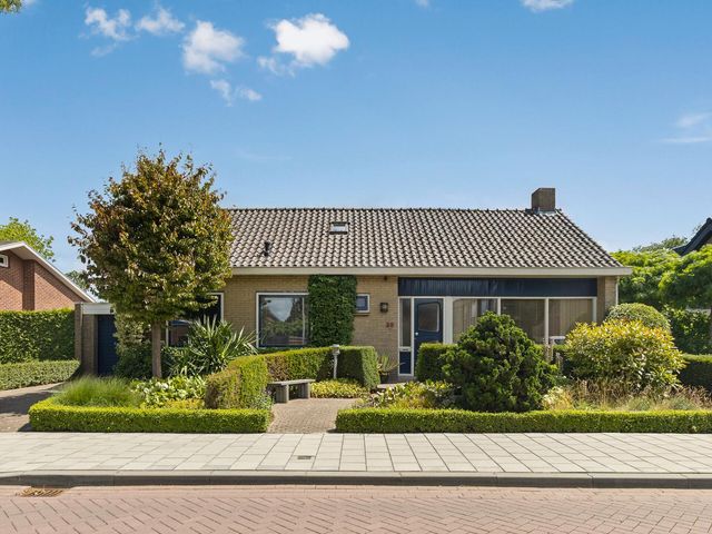 Kastanjestraat 20, Vogelwaarde