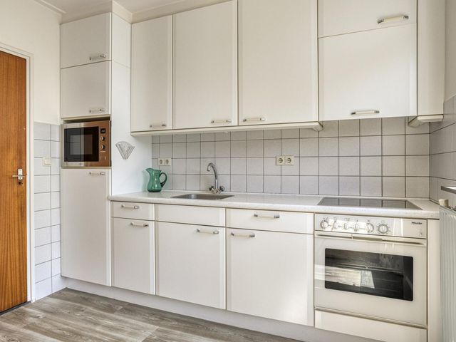 Anna van Bourgondiestraat 34, Sint-Annaland