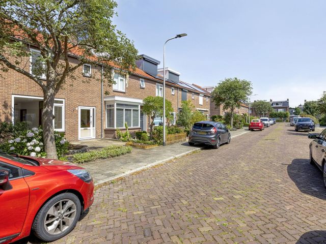 Frederik van Eedenlaan 22, Hillegom