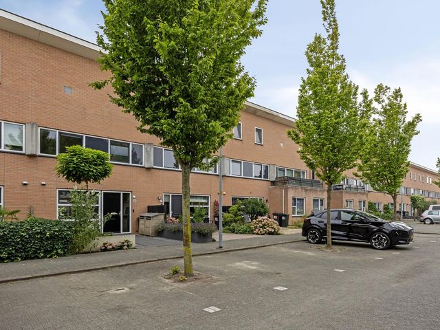 Palmestein 49, Nieuw-Vennep