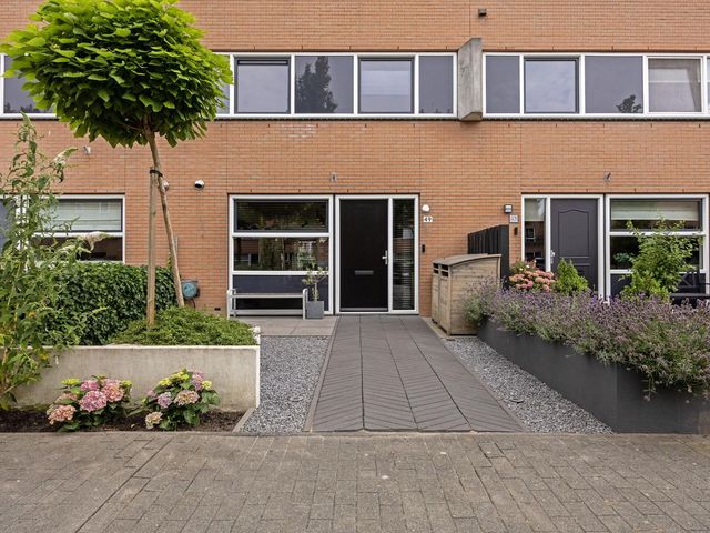 Palmestein 49, Nieuw-Vennep