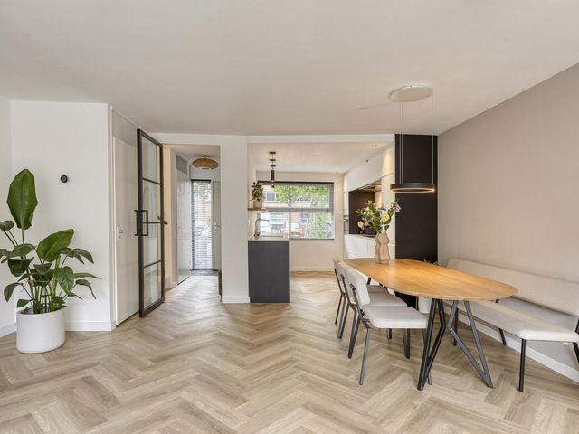 Palmestein 49, Nieuw-Vennep