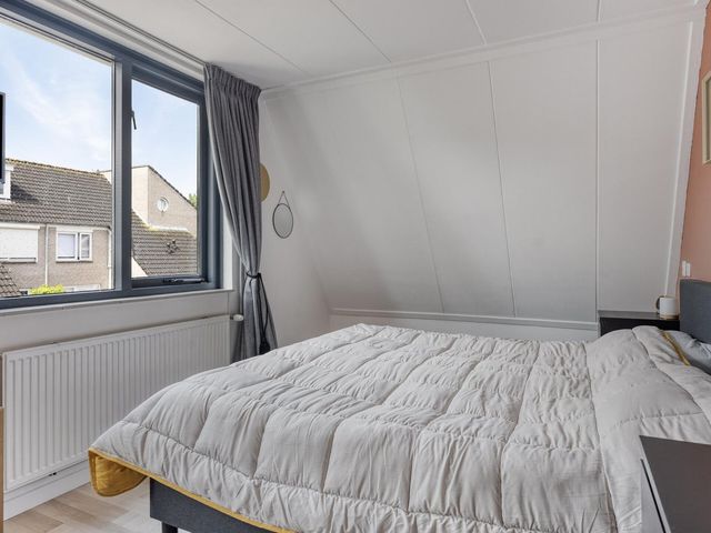 Slingebeek 5, Kaatsheuvel