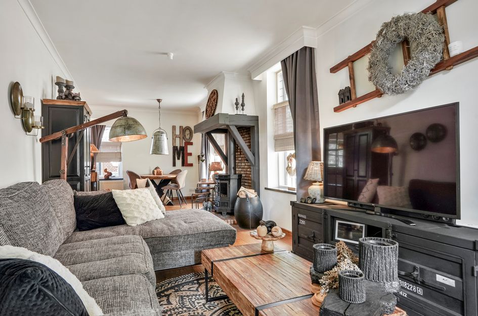 Hoogstraat 104