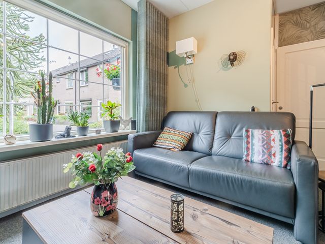 Dokter Schreuderstraat 83, Zwammerdam