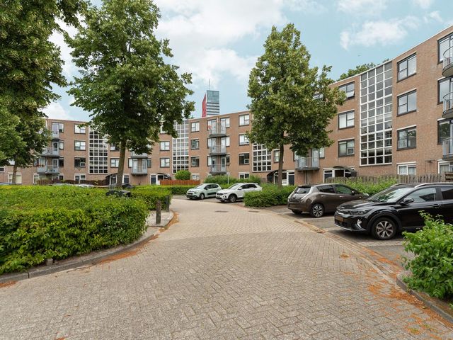Regentesseweg 16, Almere
