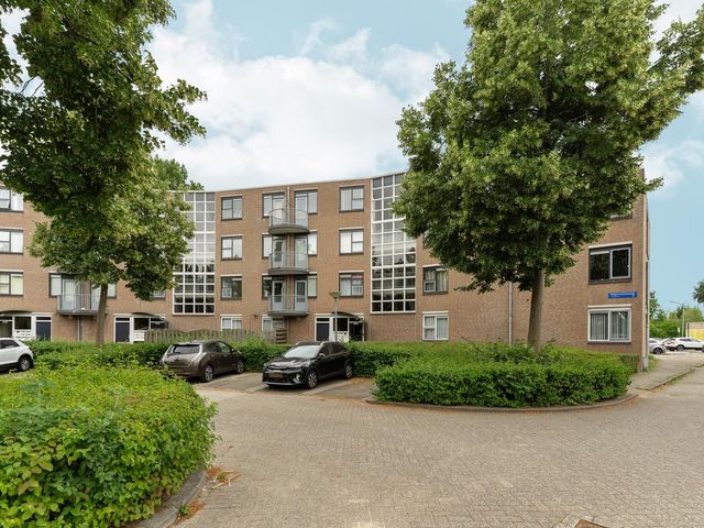 Regentesseweg 16, Almere