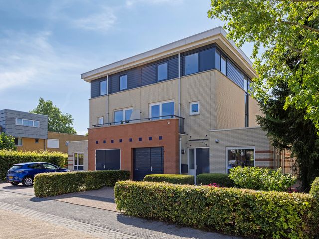 Smaragd 73, Zeewolde