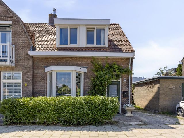 Voorstad 97, Goes