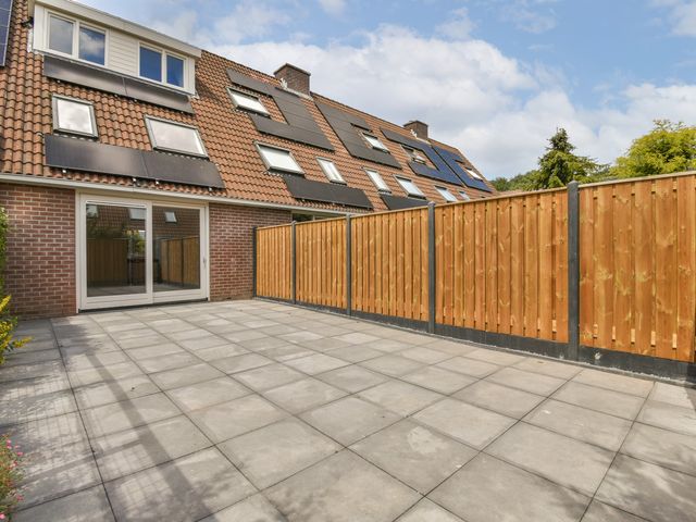 Troubadour 28, Amstelveen