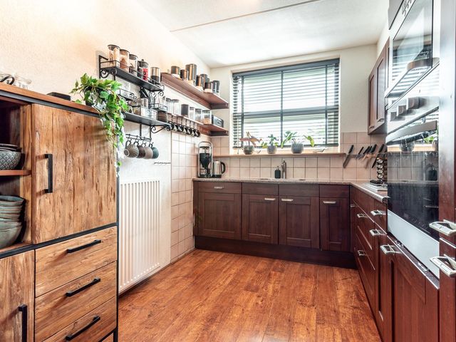 Matho Tongastraat 11, Almere