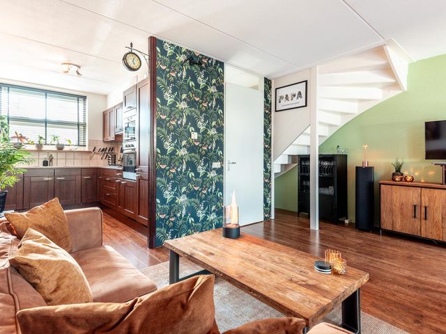 Matho Tongastraat 11, Almere
