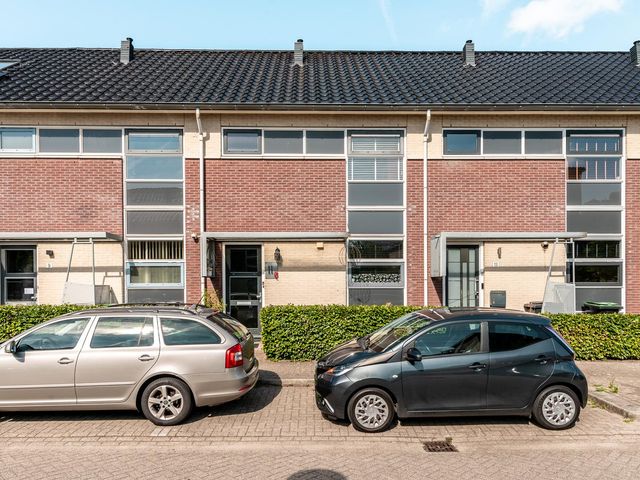 Matho Tongastraat 11, Almere