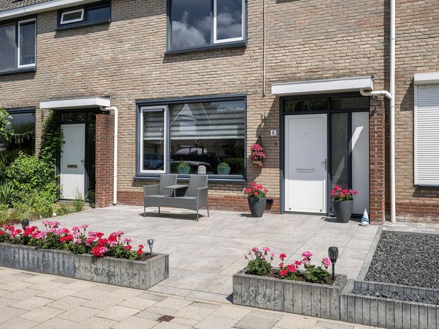 Jan van Beaumontstraat 8, Tholen