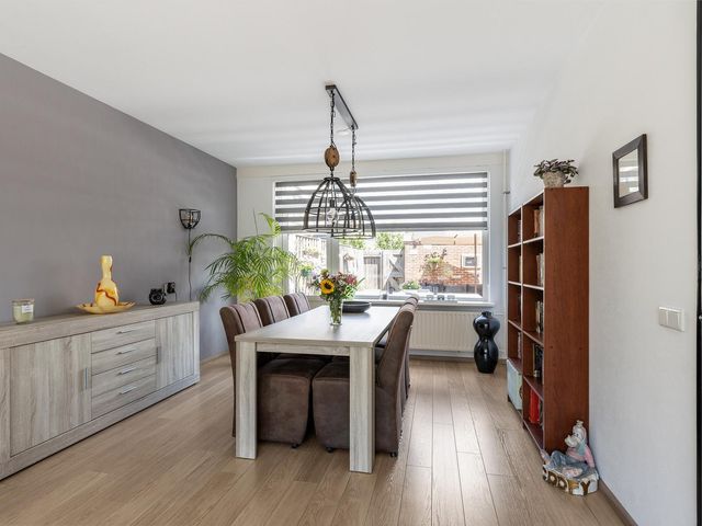 Jan van Beaumontstraat 8, Tholen