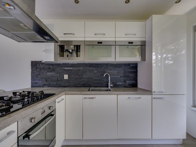 Dorpsweg 168C, Rotterdam