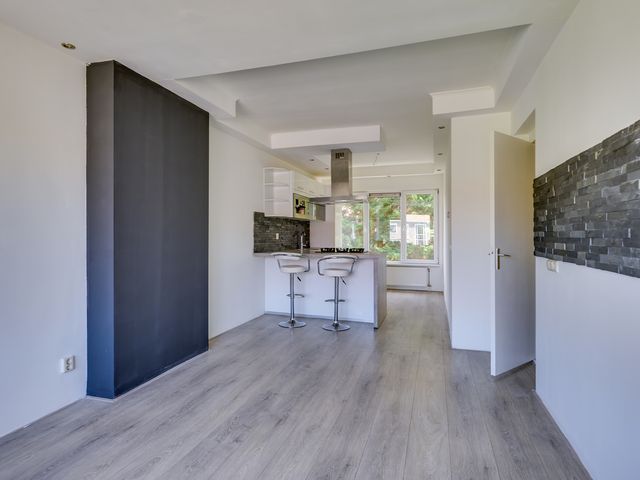 Dorpsweg 168C, Rotterdam