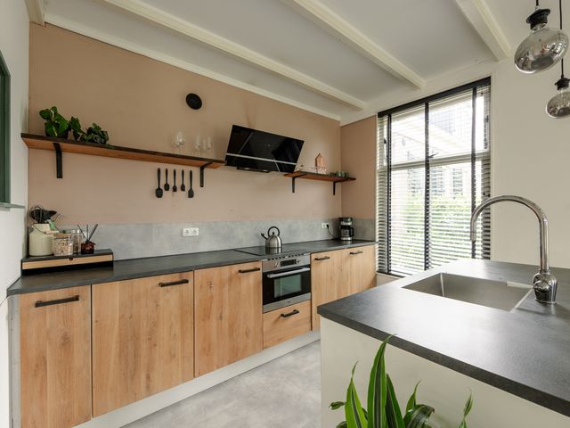 Buren 19, Ferwoude