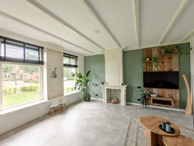 Buren 19, Ferwoude