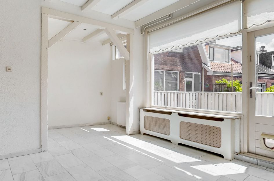 Van der Waalsstraat 1
