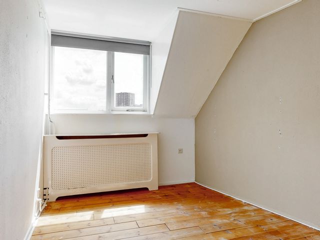 Van der Waalsstraat 1, Leiden