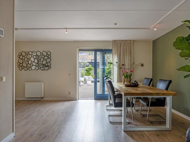 Bellinistraat 1, Oud-Beijerland