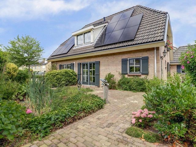 Buitenlanden 6, Heinenoord