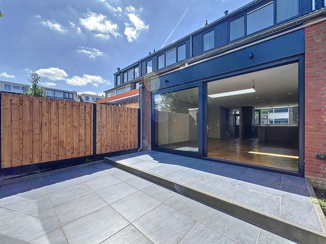 Sint Urbanusstraat 32, Amstelveen