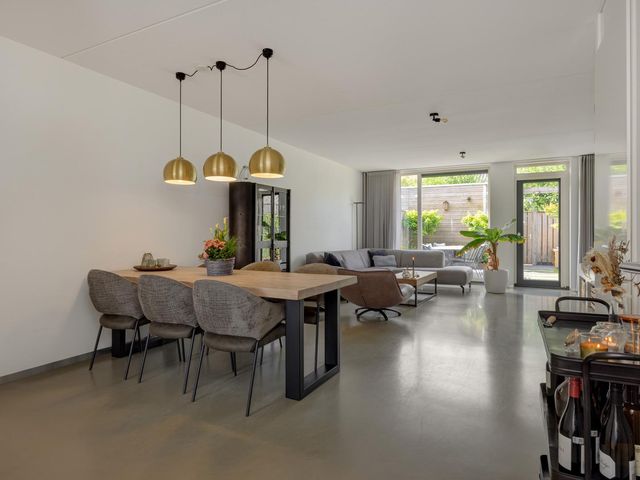 Meerkensloop 23, Heesch