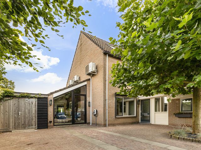 Spijkse Hof 16, Spijk