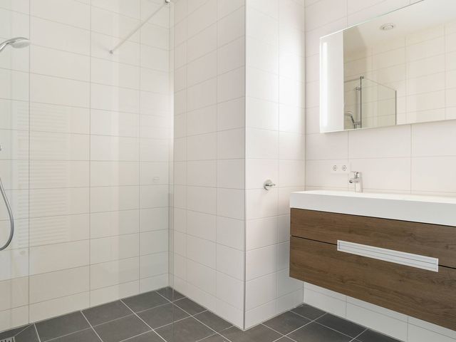 Stationsstraat 56, Rhoon