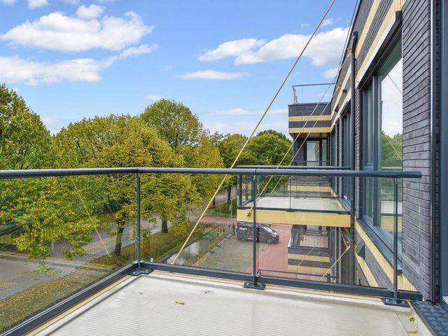 Stationsstraat 56, Rhoon