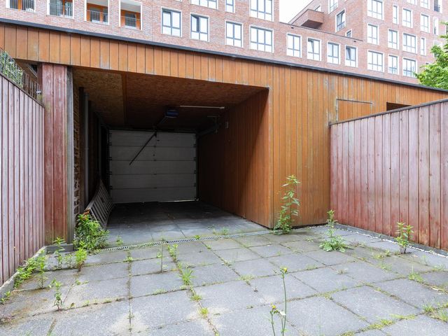 Claus van Amsbergstraat 60, Amsterdam