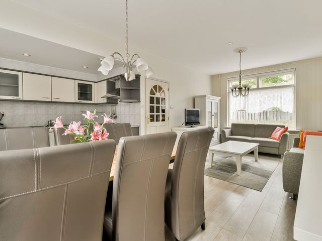 Onegastraat 55, Zaandam