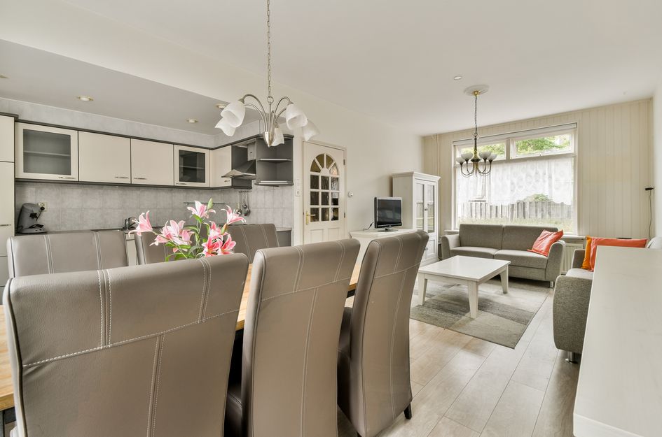 Onegastraat 55