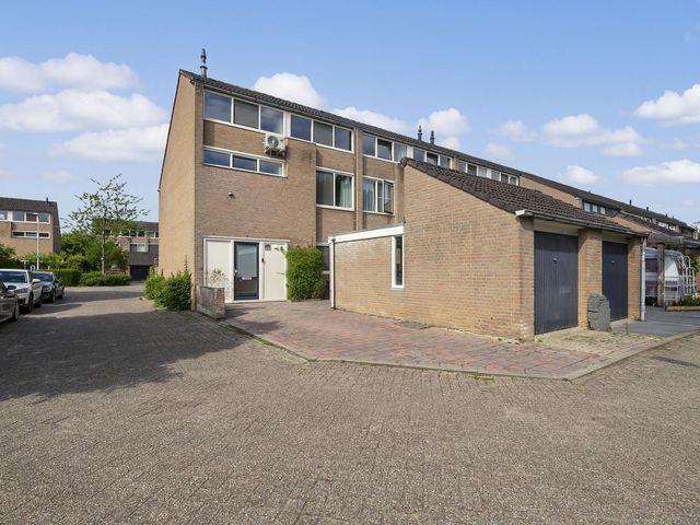 Scheprad 1, Huissen