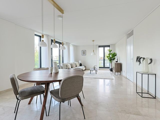Kolfbaan 52, Nieuwkoop