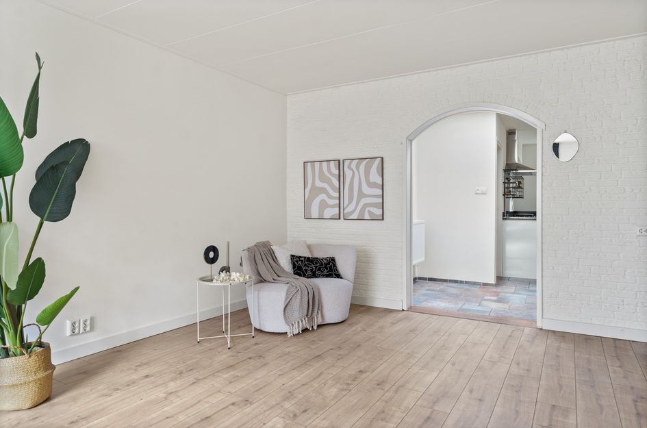 Middelharnissestraat 12