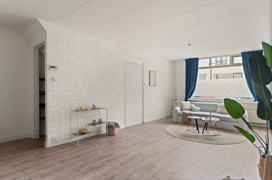 Middelharnissestraat 12