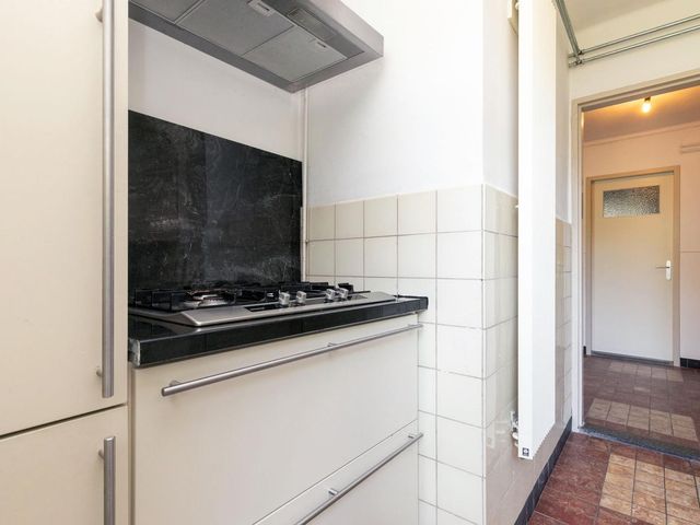 Johannes van Zantenstraat 13, Tilburg