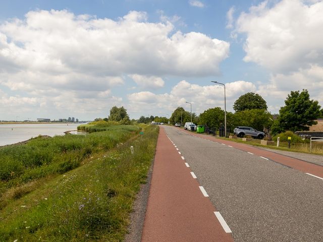 Schuwacht 156A, Lekkerkerk