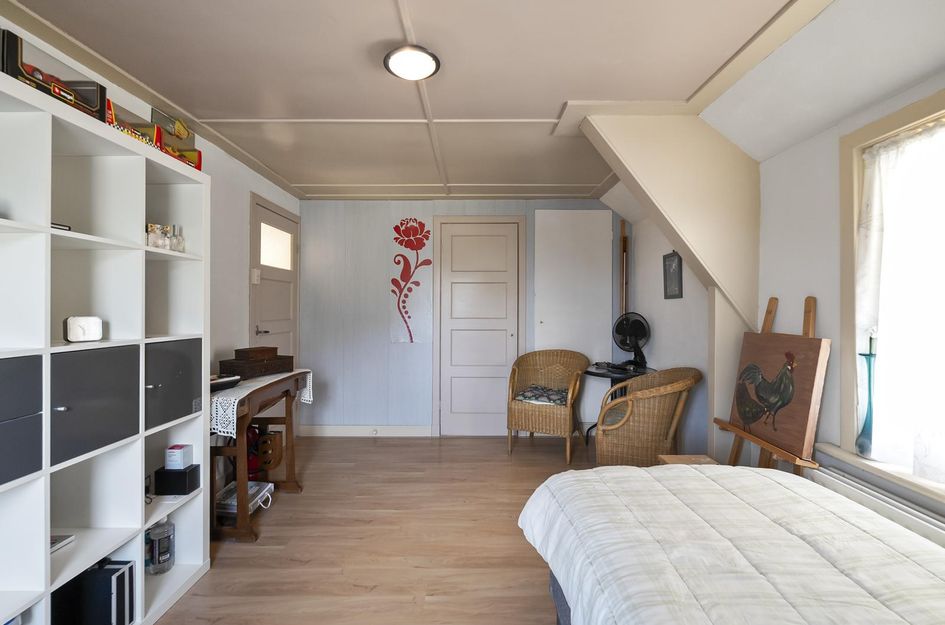 Burg. Lovinkstraat 75